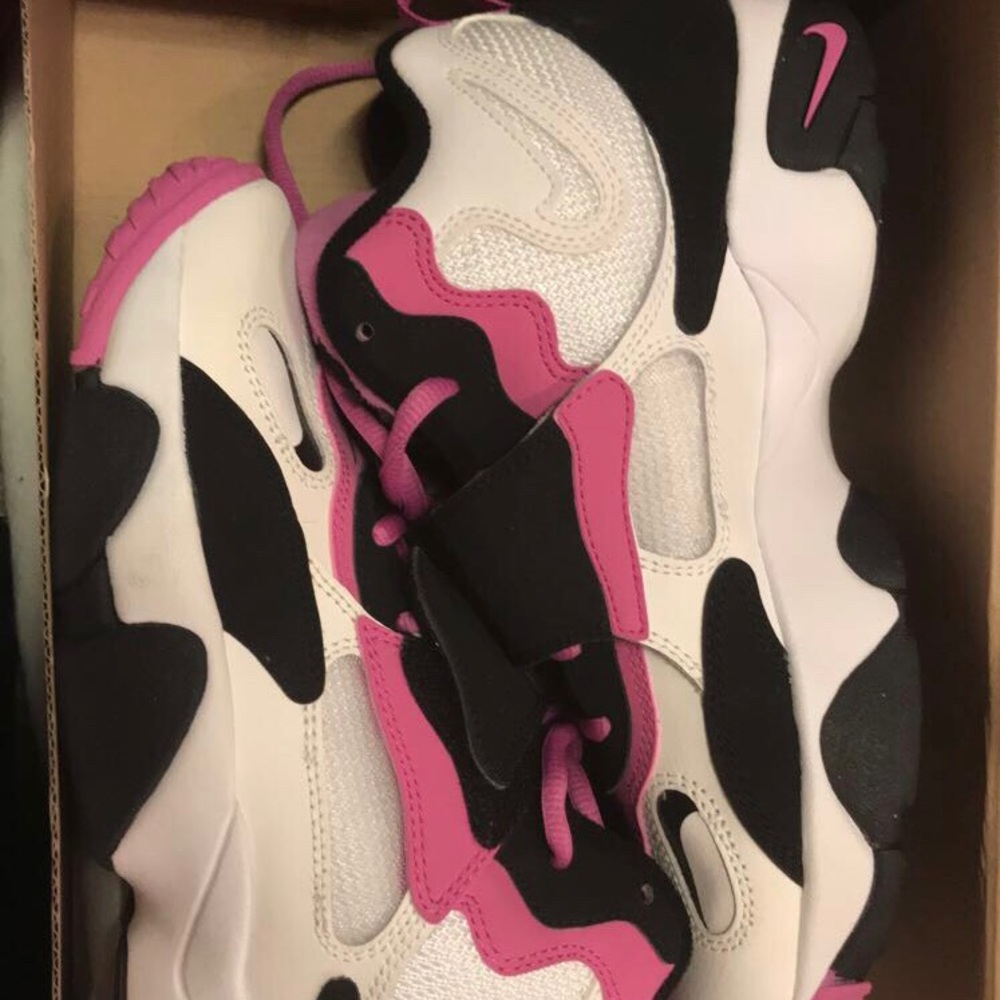 Nike airspeed turf